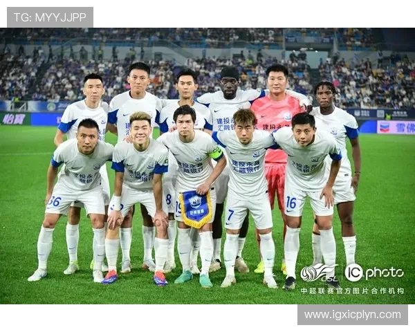 浙江队球员童磊因累积四黄停赛 将缺席对津门虎的重要比赛 浙江队球员童磊因累积四黄停赛 将缺席对津门虎的重要比赛