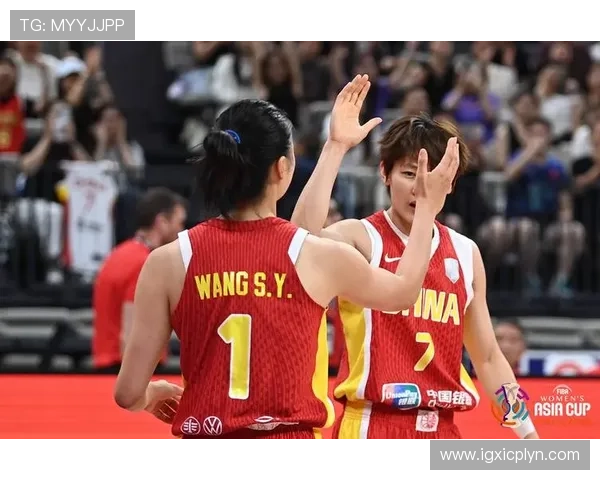 杨家姐妹惨败:杨舒予命中率低迷 杨力维失误频繁表现失常 杨家姐妹惨败:杨舒予命中率低迷 杨力维失误频繁表现失常